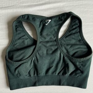 Gymshark VITAL SEAMLESS 2.0 SPORTS BRA color green size small used